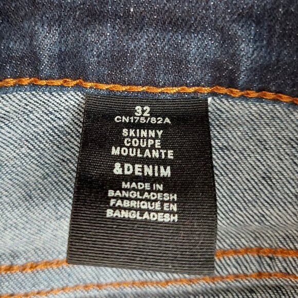 H&M Jeans Dark Wash Men's size 32W/30L 5 Pocket, Zip fly button - Picture 6 of 10